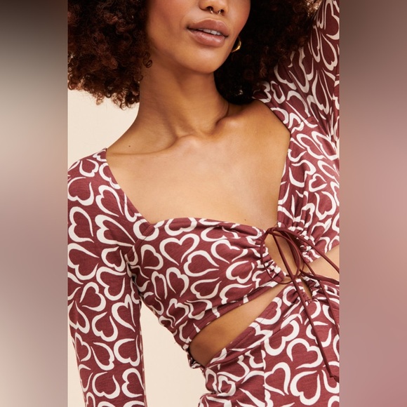 Urban Outfitters Gabriette Heart Patterned Cutout Long Sleeve Dress NWT - Picture 3 of 6